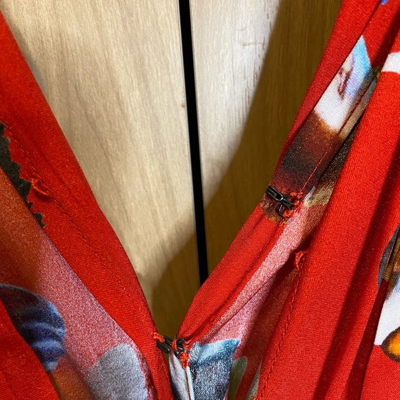 Silk beach maxi dress w/ deep V, slit to waist - Picture 6 of 7